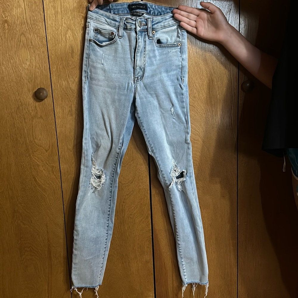Aeropostale Skinny ripped jeans